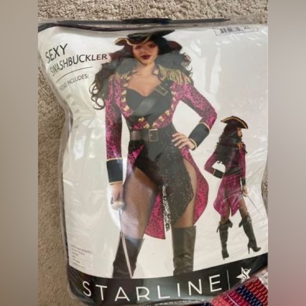 XL SEXY WOMENS PIRATE COSTUME -purple & black